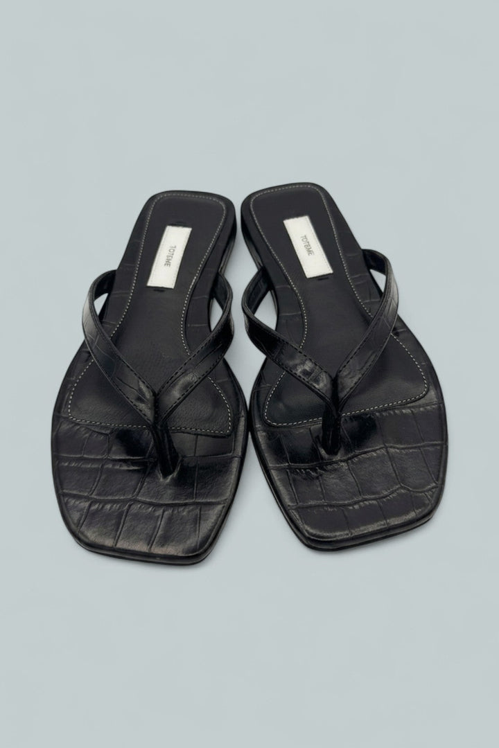 Croco Embossed Flip Flops - Black