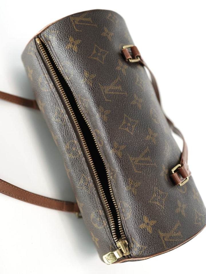 Pre-Owned Louis Vuitton Monogram Papillon 26