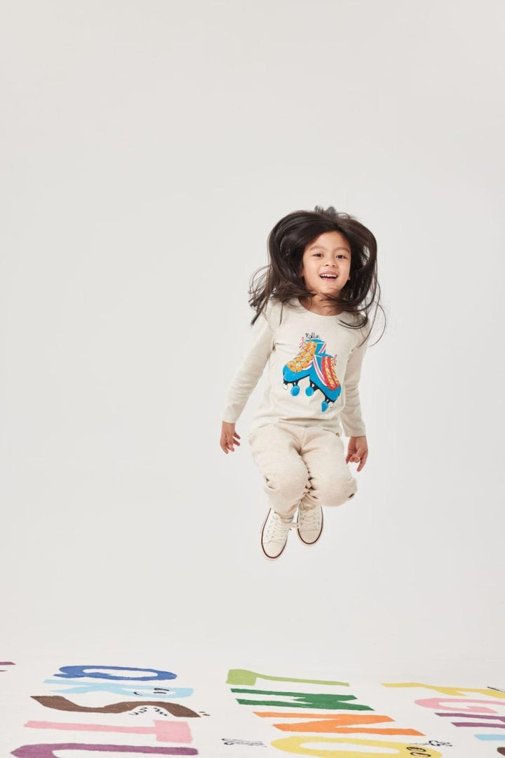 Retro Roller Skates Long Sleeve Tee - T-shirt