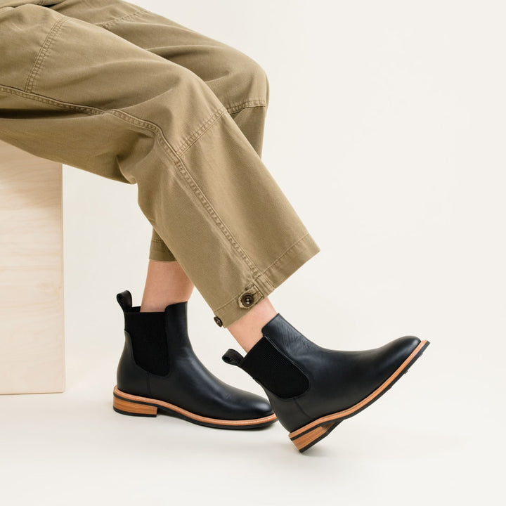 Carmen Chelsea Boot 2.0 - Black