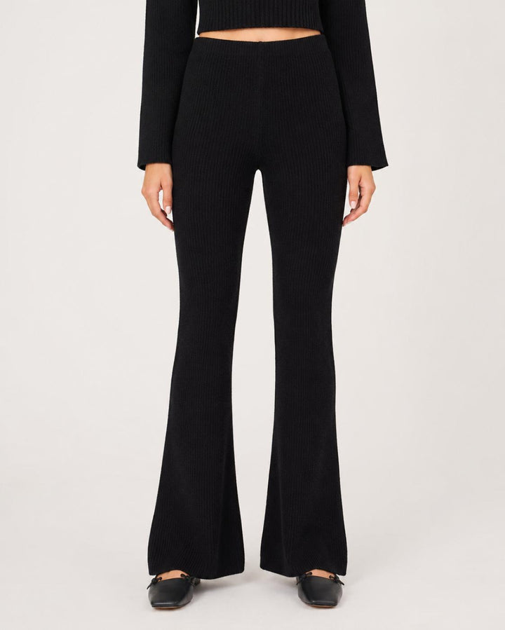 Ribbed Textured Flare Pants With Slits - Black - Pants