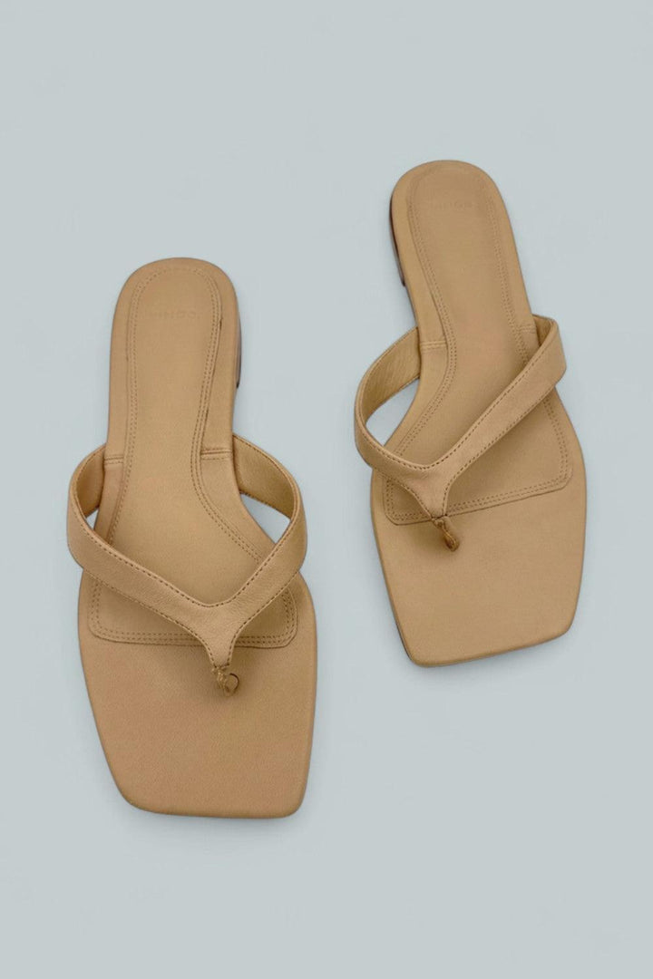 San Juan Thong II Sandals - Warm Almond - Sandals