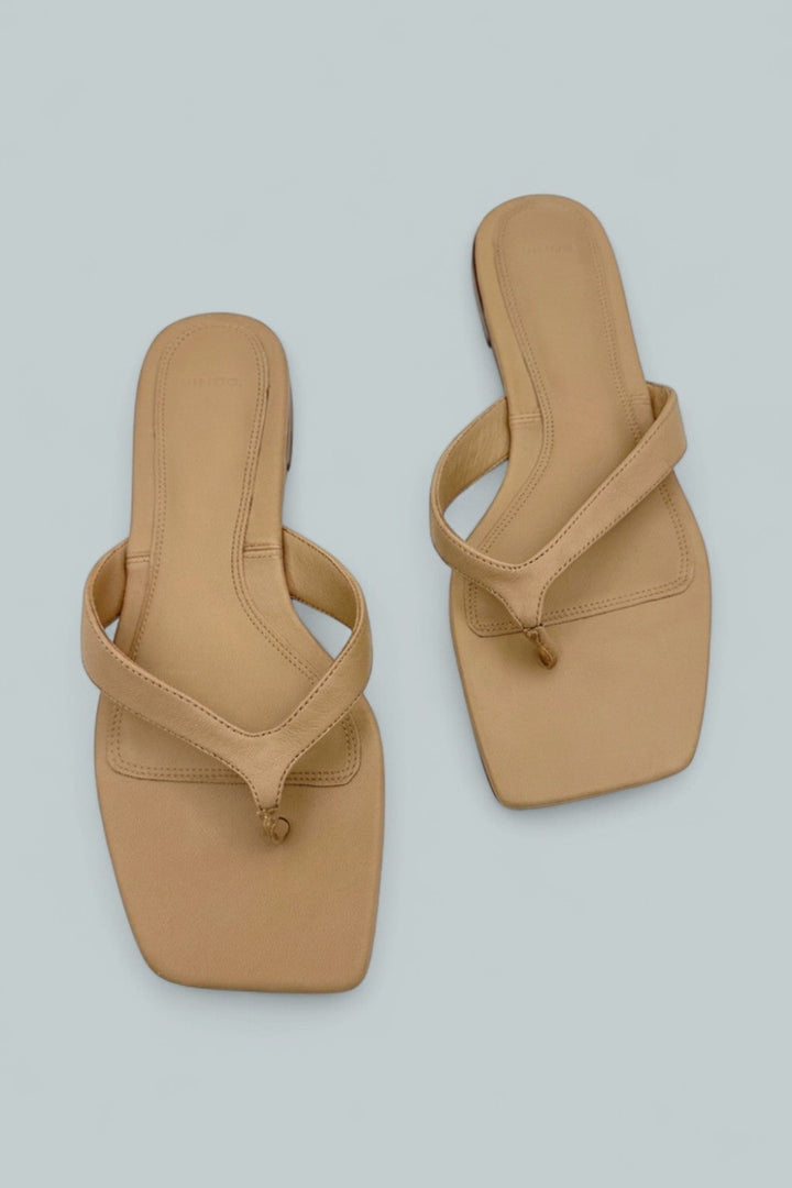 San Juan Thong II Sandals - Warm Almond - Sandals