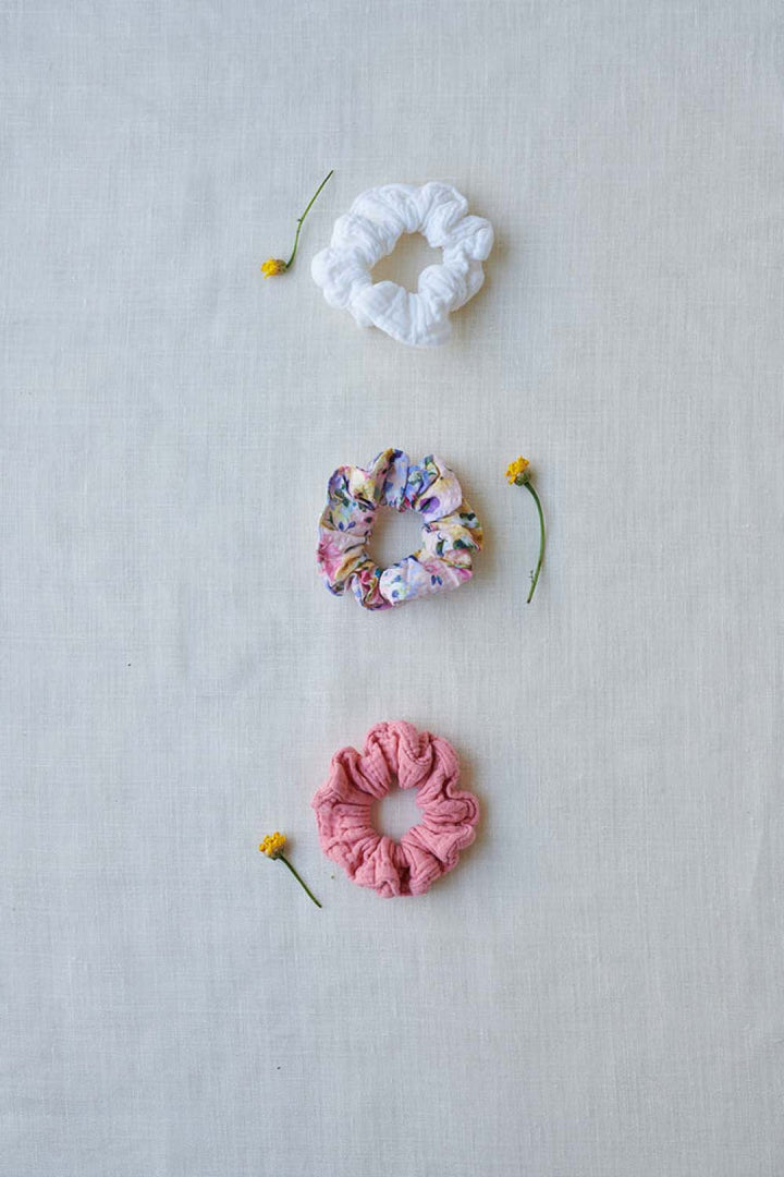 Seersucker floral scrunchie - Unique - 3-12Y - Hair Accessories