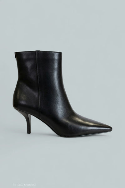 Selina Leather Ankle Boot - Black - US 7 - Bootie
