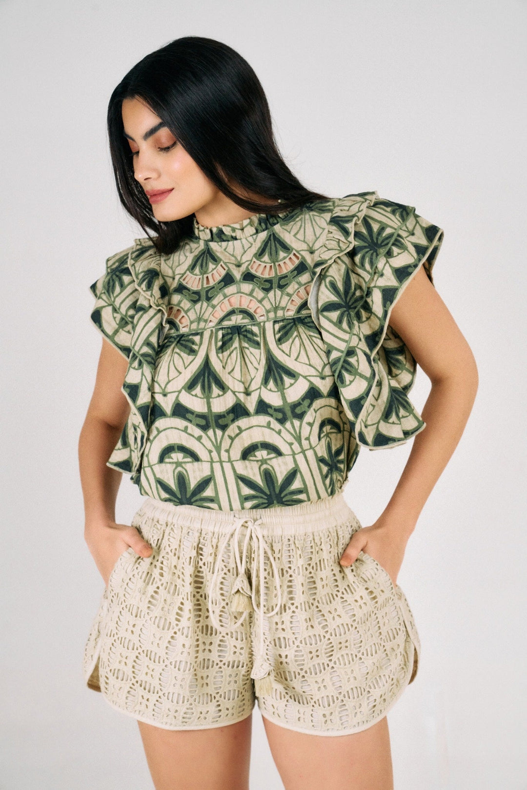 Chloe Cutwork Short - Butter Cream