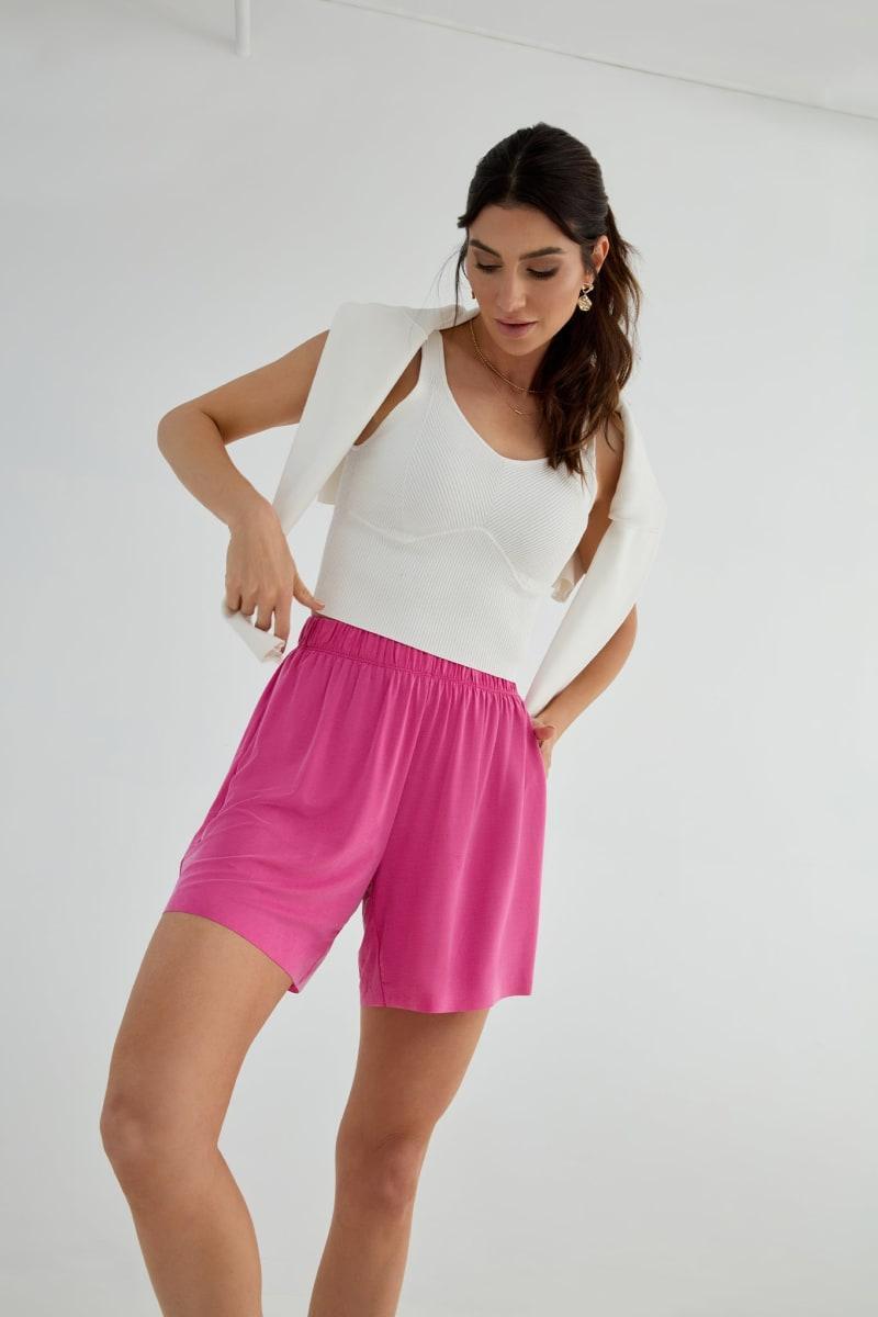 The Effortless Palazzo: Short Flow Cupro - Fuchsia
