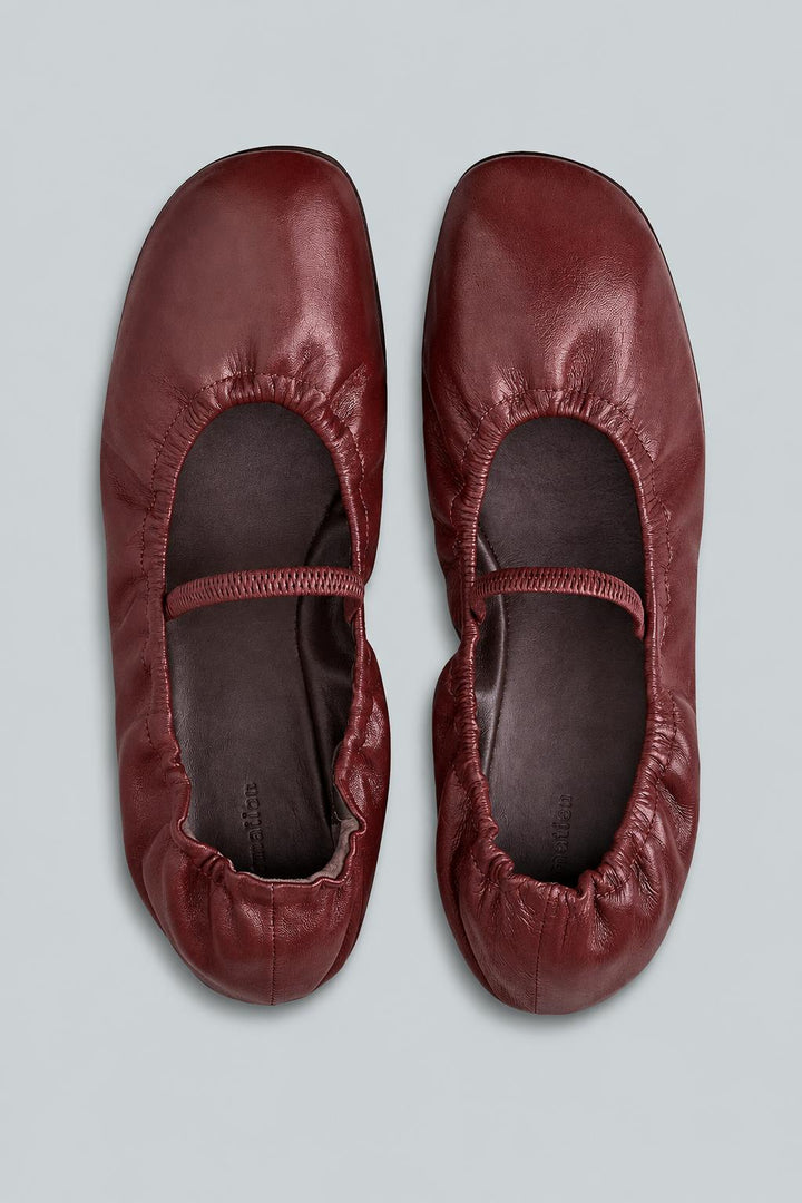 Women's Buffy Ruched Leather Ballet Flats - Berry Jam Leather
