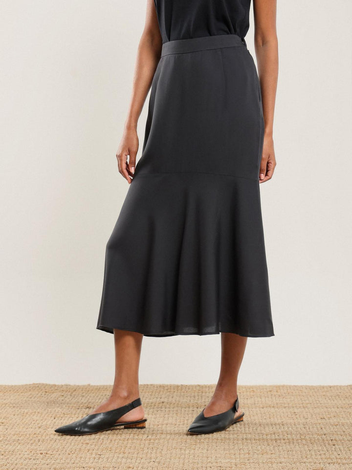 Tencel Flared Skirt - Black - Skirt