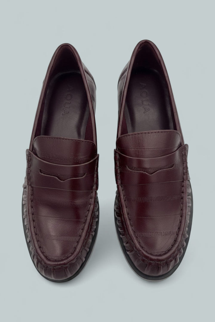 Women's Hanah Loafer Flats Exclusive - Wine