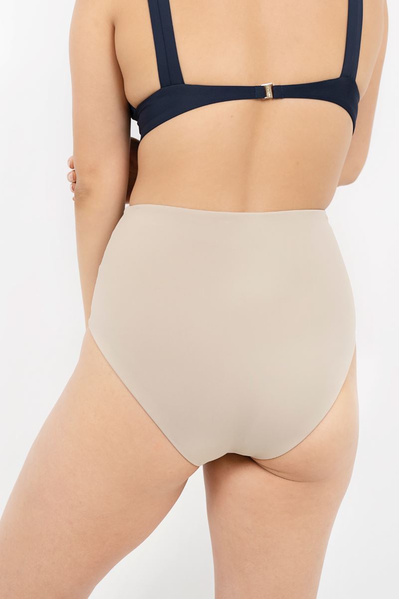 Uluwatu Bikini Bottom - Sand Beige Swim 1 People 