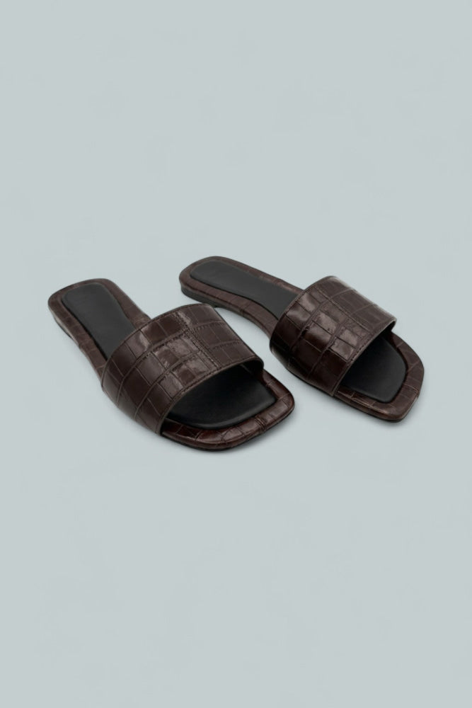 Valeria Slides - Cacoa Brow - US 6M / EU 36 - Sandals