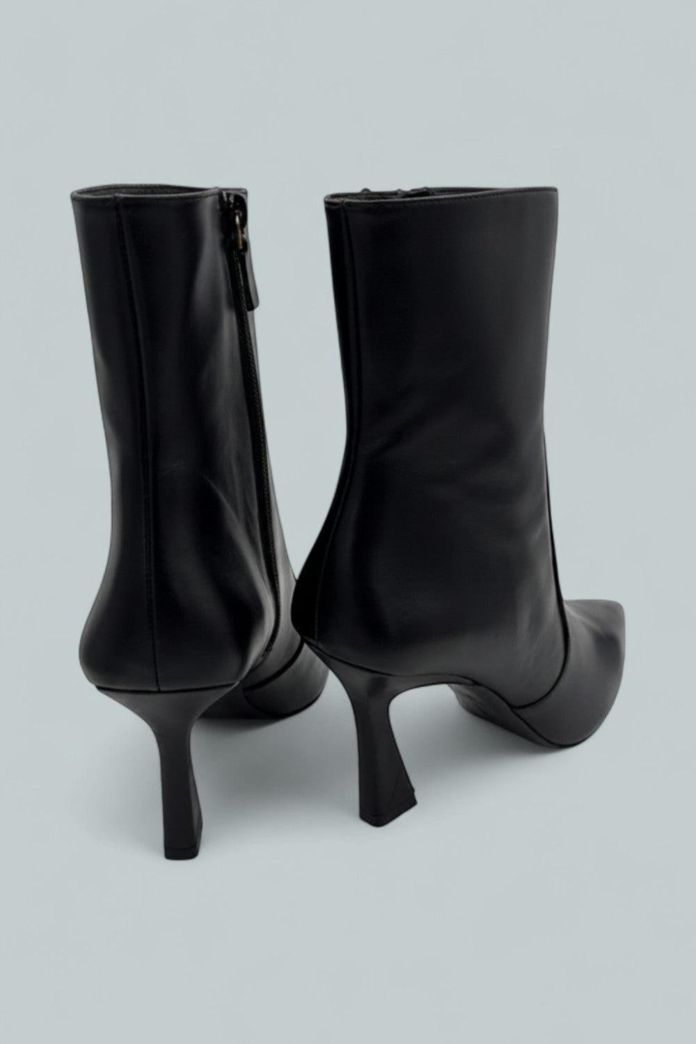Vinnie 85 Booties - Black - 9 - Bootie