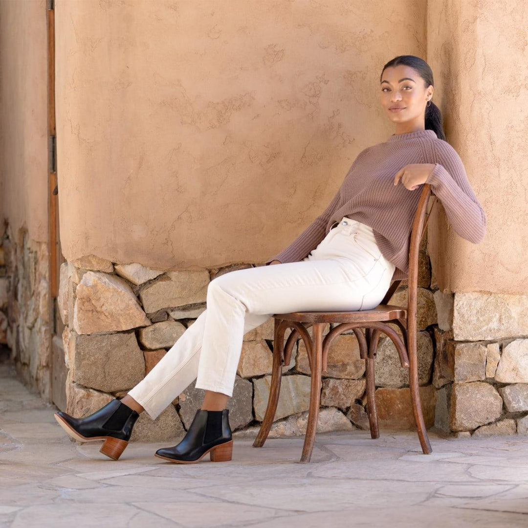 Heeled Chelsea Boot - Black - FINAL SALE