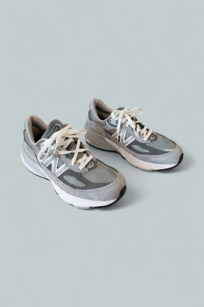 Women’s 990v6 - Grey/White - Sneaker