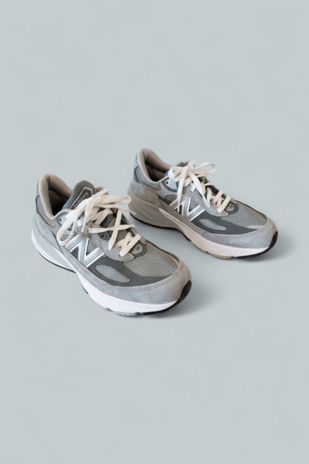 Women’s 990v6 - Grey/White - Sneaker