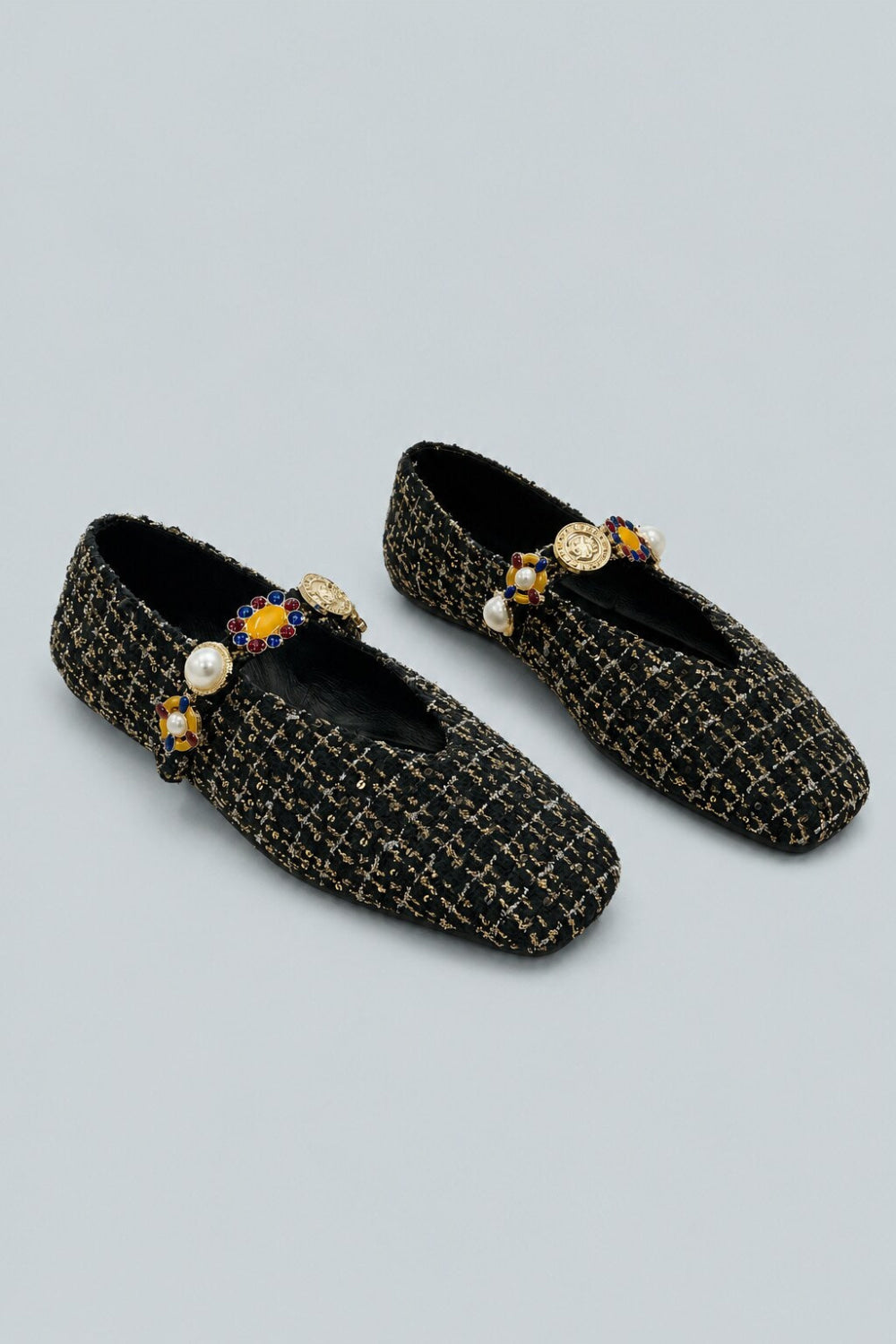 Women’s Amarissa 2 Embellished Flats - Black/Gold - 7.5 - Flats