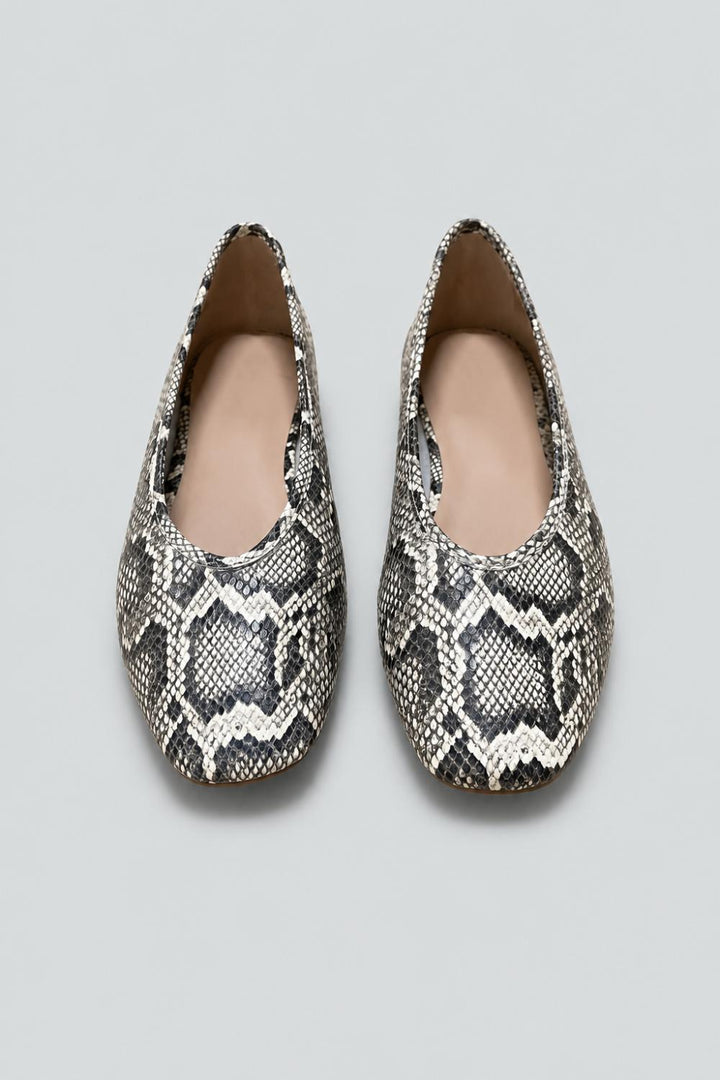 Women’s Ashle Flats - Snake - 9.5 - Flats