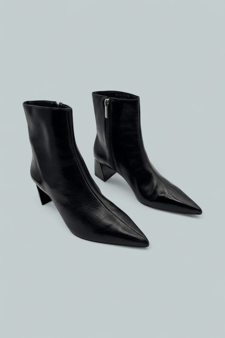 Women’s Ashli Boots - Black Leather - 8.5 - Boots