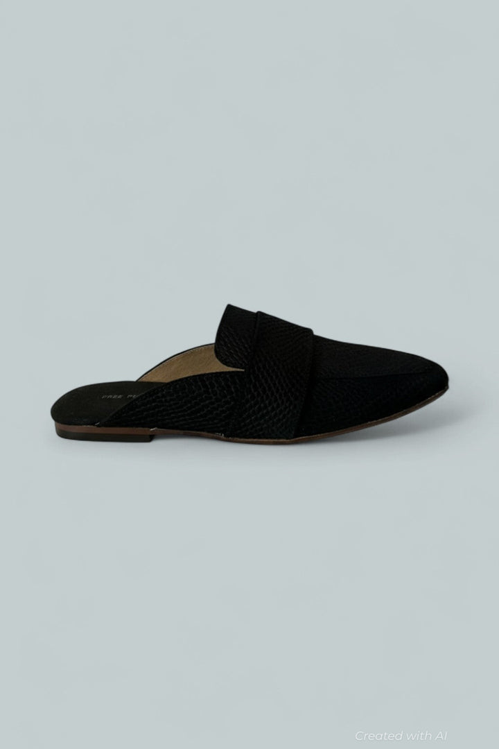 Women’s At Ease Embossed Loafers - Balck - 8.5 - Loafers
