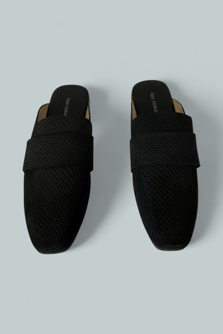 Women’s At Ease Embossed Loafers - Balck - 8.5 - Loafers