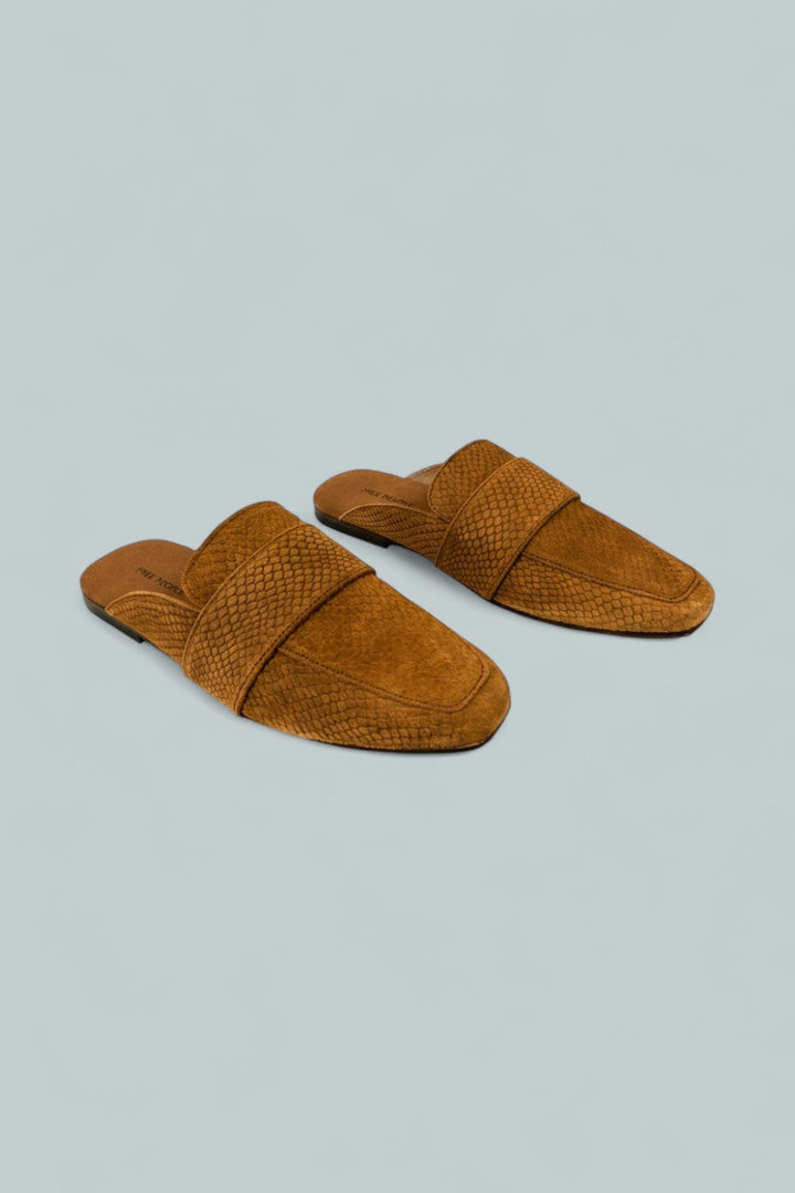 Women’s At Ease Embossed Loafers - Tan Suede - 7.5 - Loafers