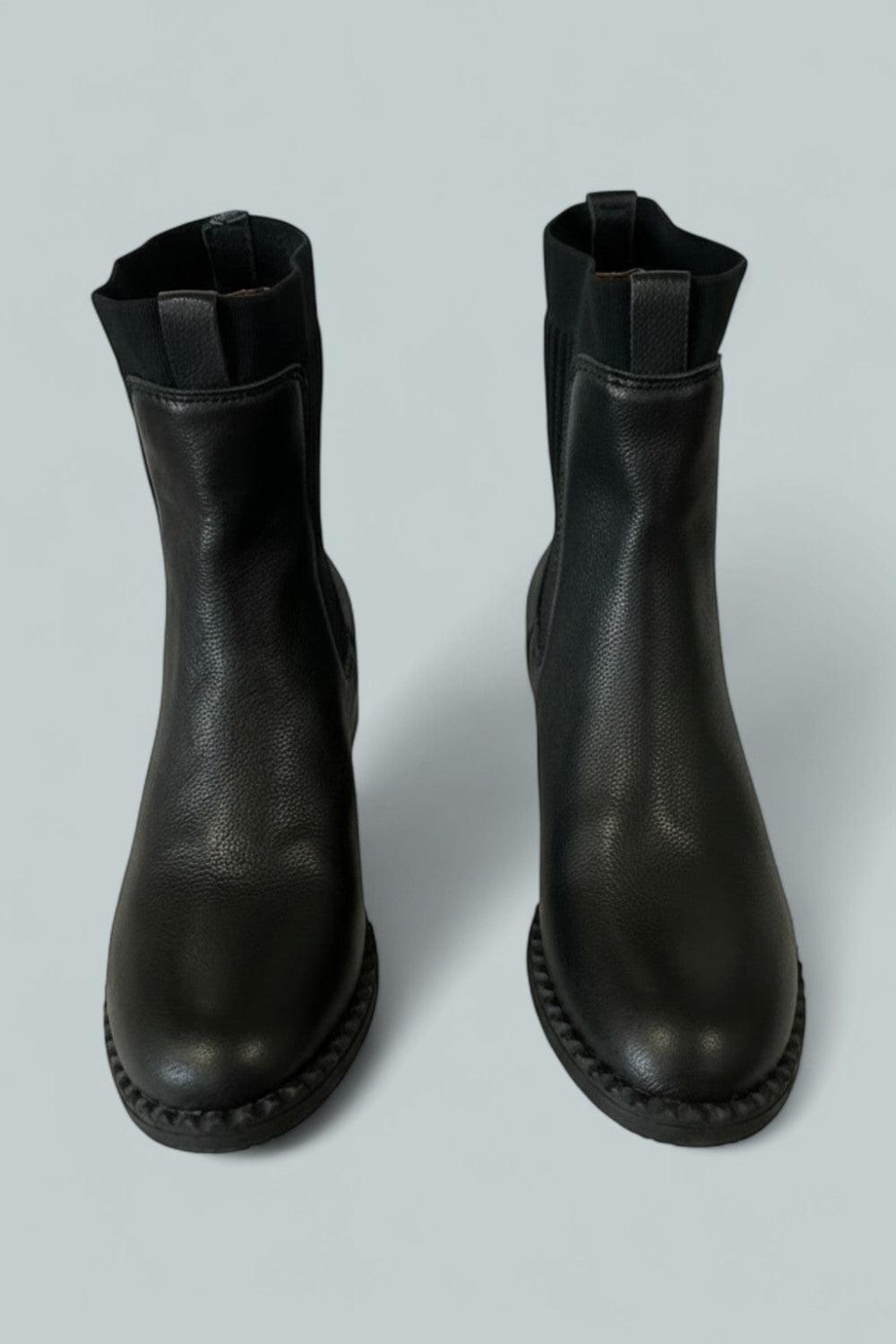 Women’s Bernadette Pull On Chelsea Boots - Black Leather - 6 - Boots