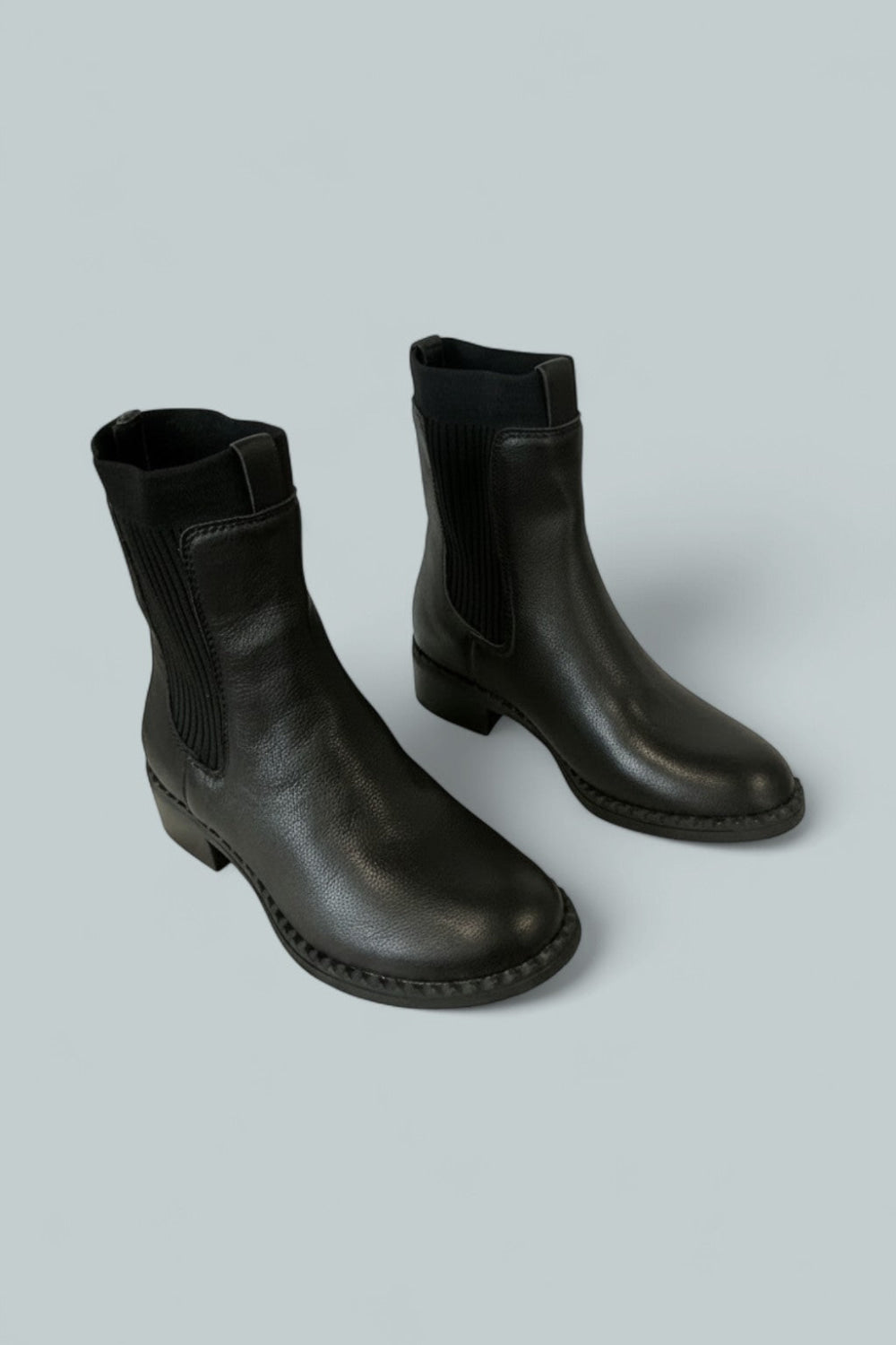 Women’s Bernadette Pull On Chelsea Boots - Black Leather - 6 - Boots