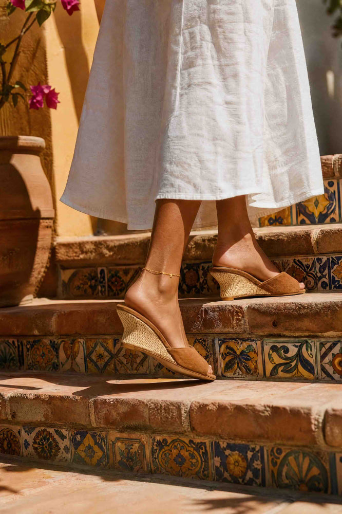 Women’s Brigitte Suede Wedge Sandals - Tabac Natural - Sandal
