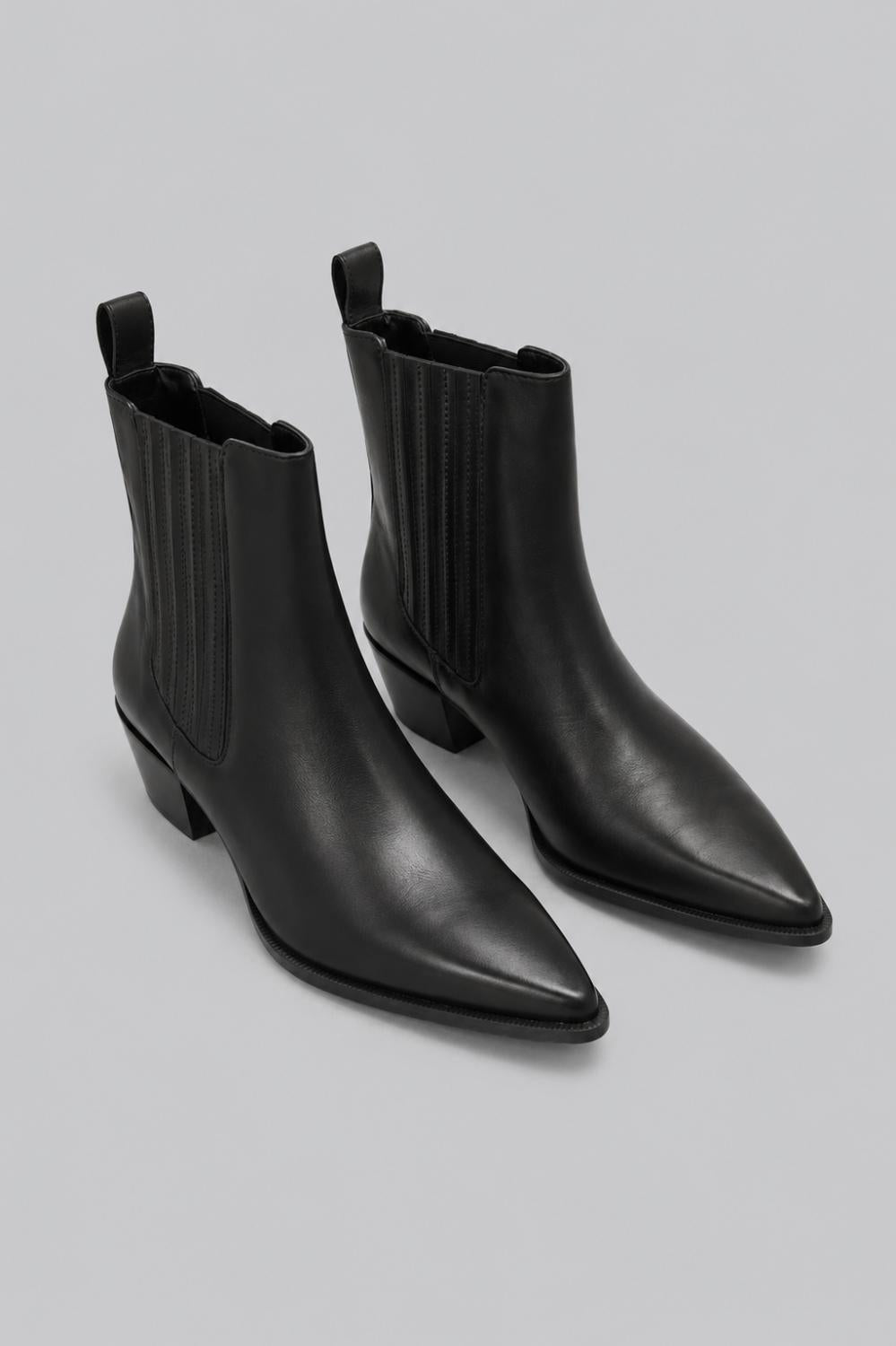Women’s Bryn Pointed Booties - Black Leather - 9.5 - Bootie