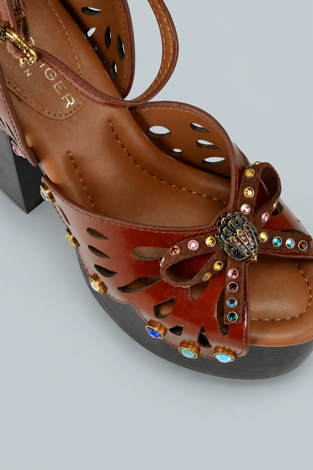 Women’s Butterfly Platform Sandals - Dark Brown - 7.5 - Sandal