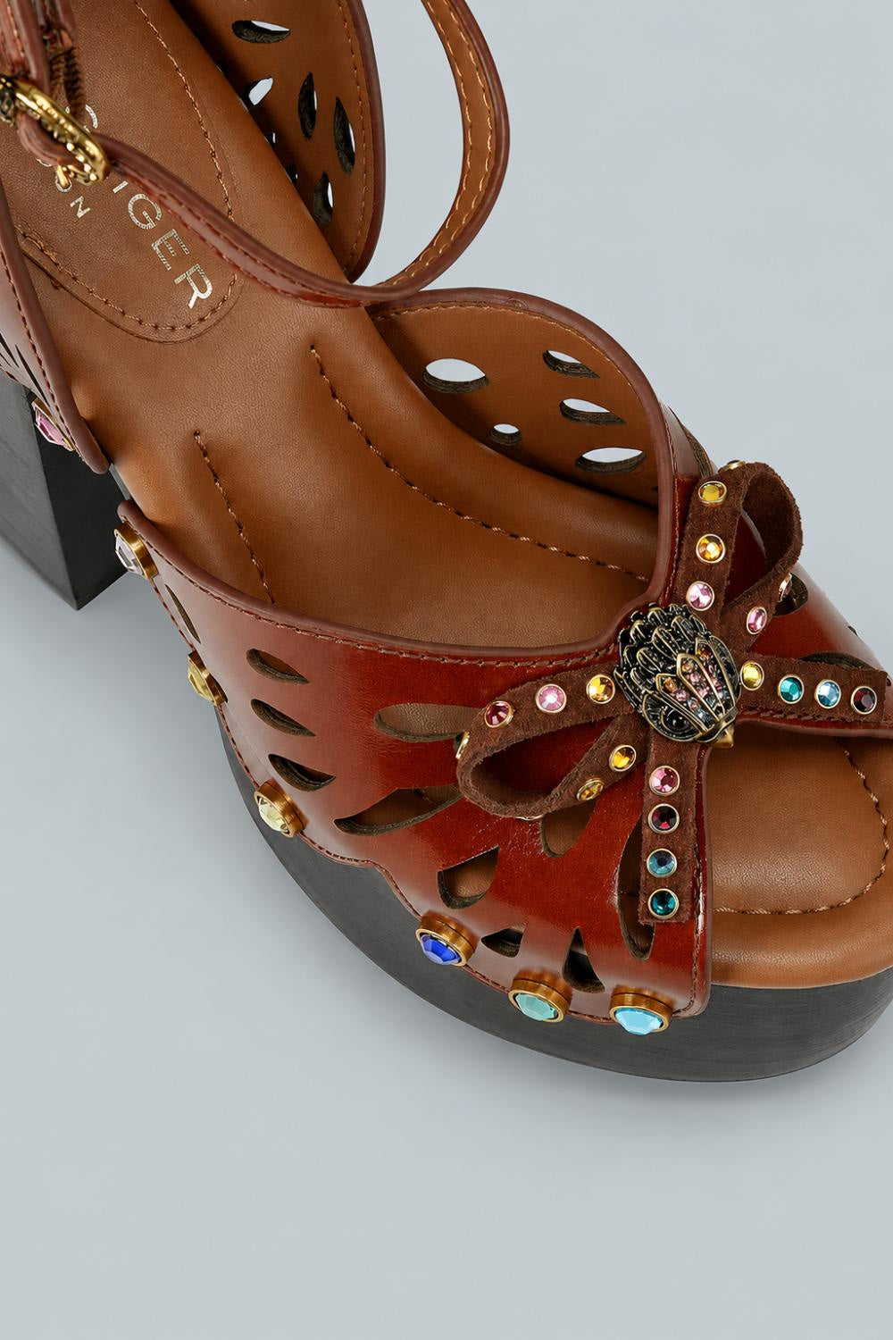 Women’s Butterfly Platform Sandals - Dark Brown - 7.5 - Sandal