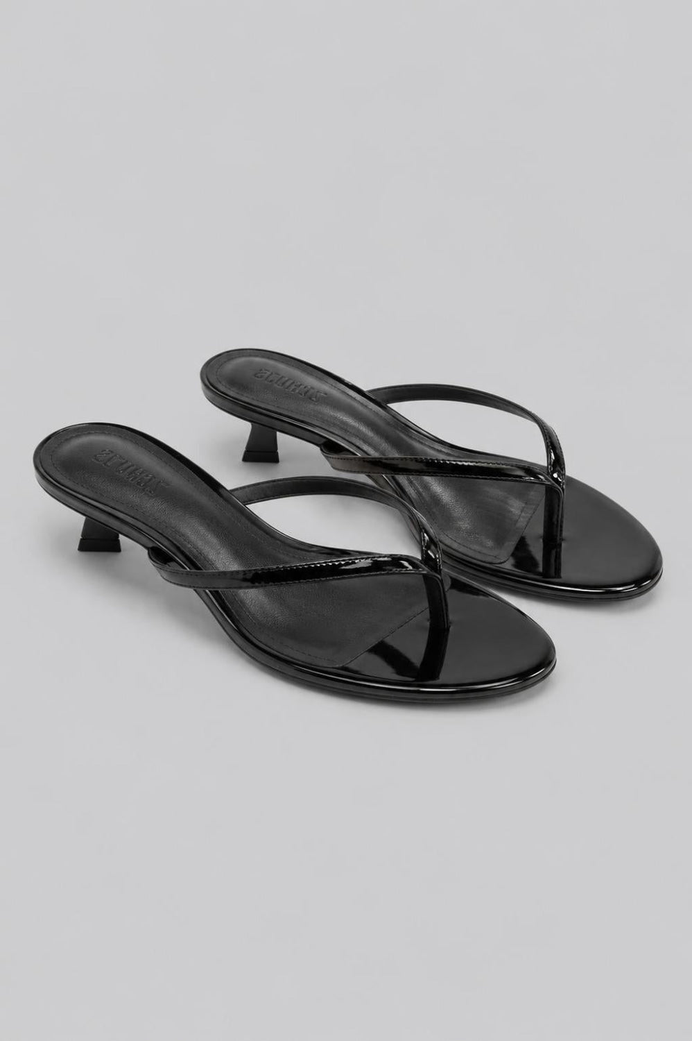 Women’s Carolyn Thong Sandals - Black Patent - 8 - Sandals
