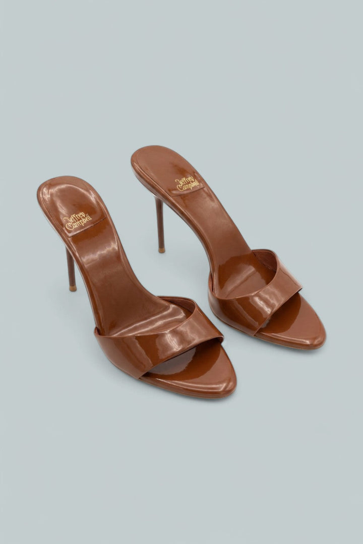 Women’s Ce-Soire Sandals - Caramel Patent - 9 - Sandals