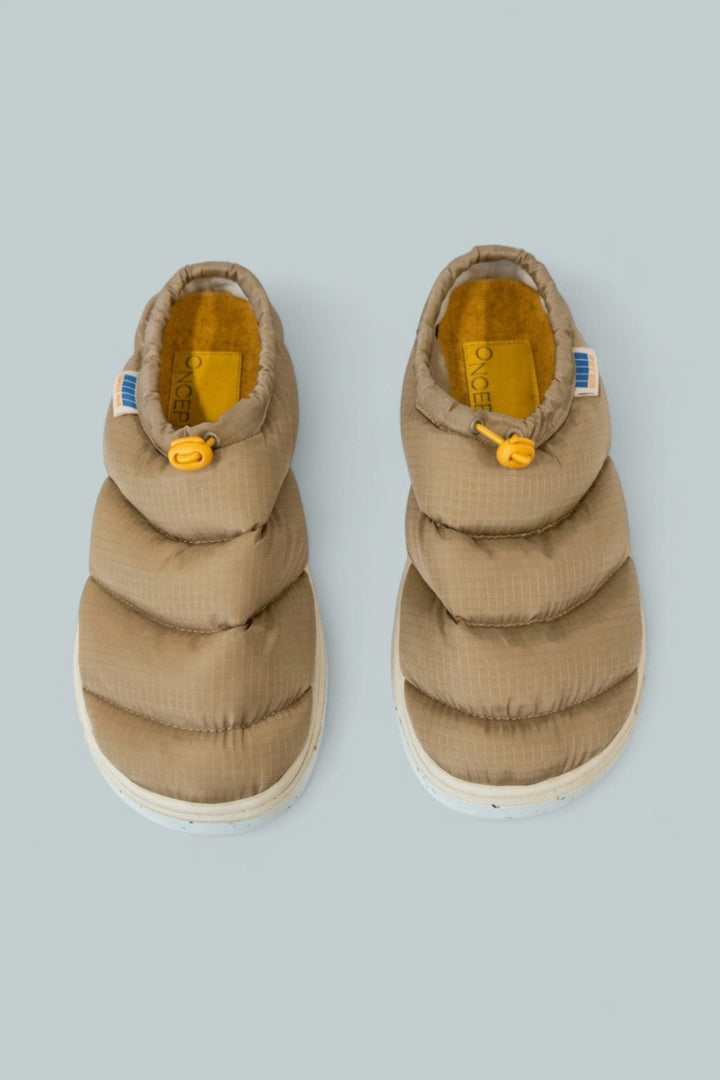 Women’s Chicago Quilted Slip On Sneakers - Sand - 9 - Slip-On