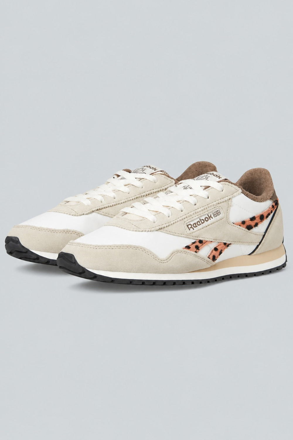 Women’s Classic Az Sneakers - Chalk Beige - 6.5 - Sneaker