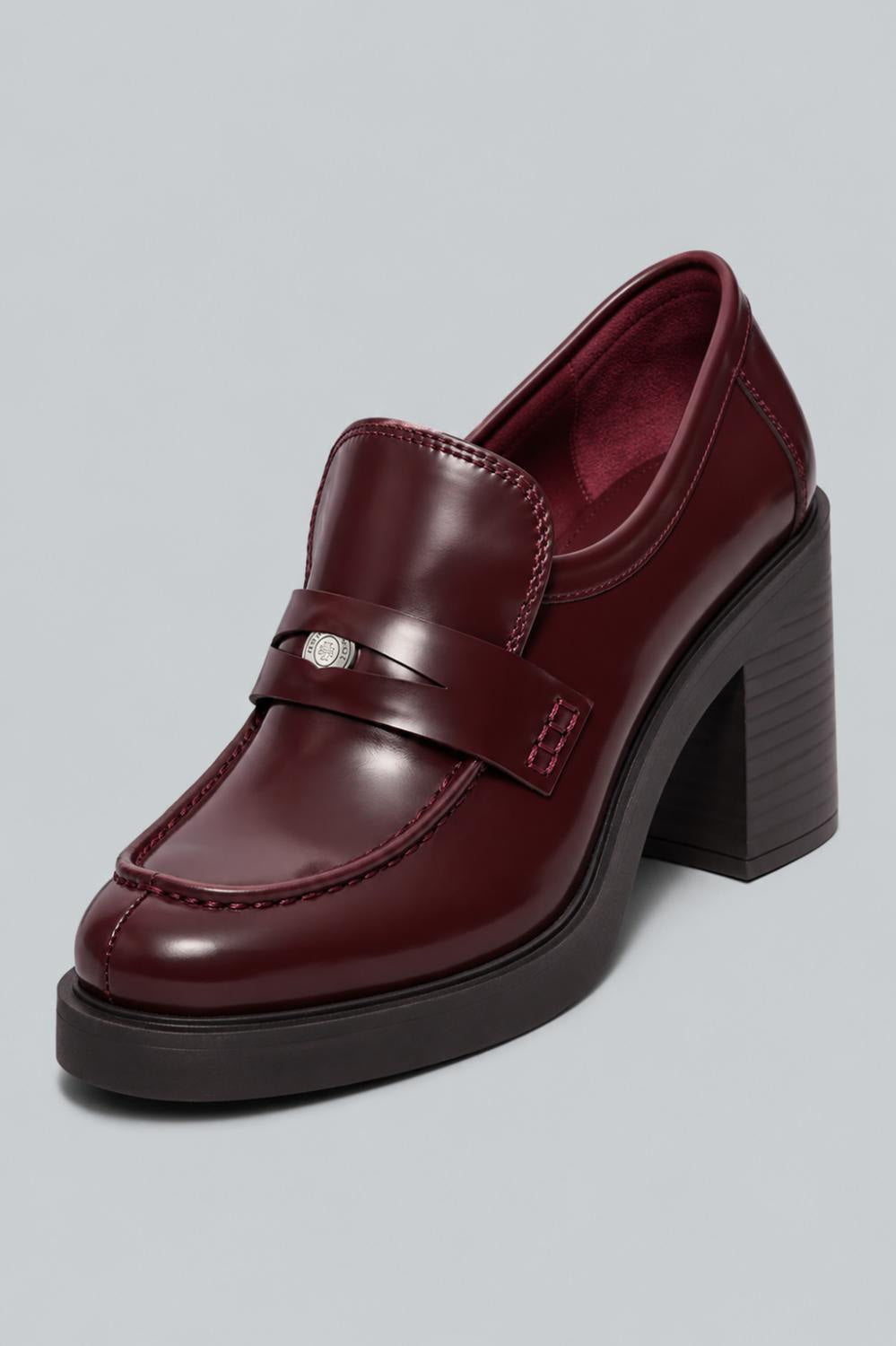 Women’s Classic Heeled Leather Lug Loafers - Plum - 8 - Loafers