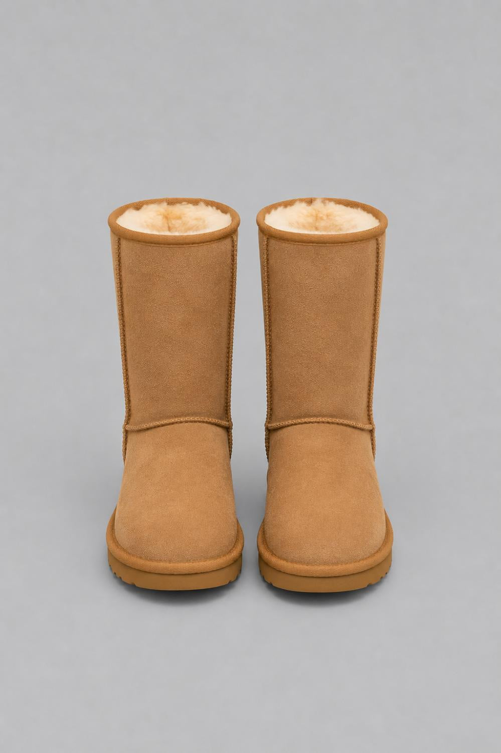 Women’s Classic II Short Shearling Boots - Chestnut - 7 - Boots