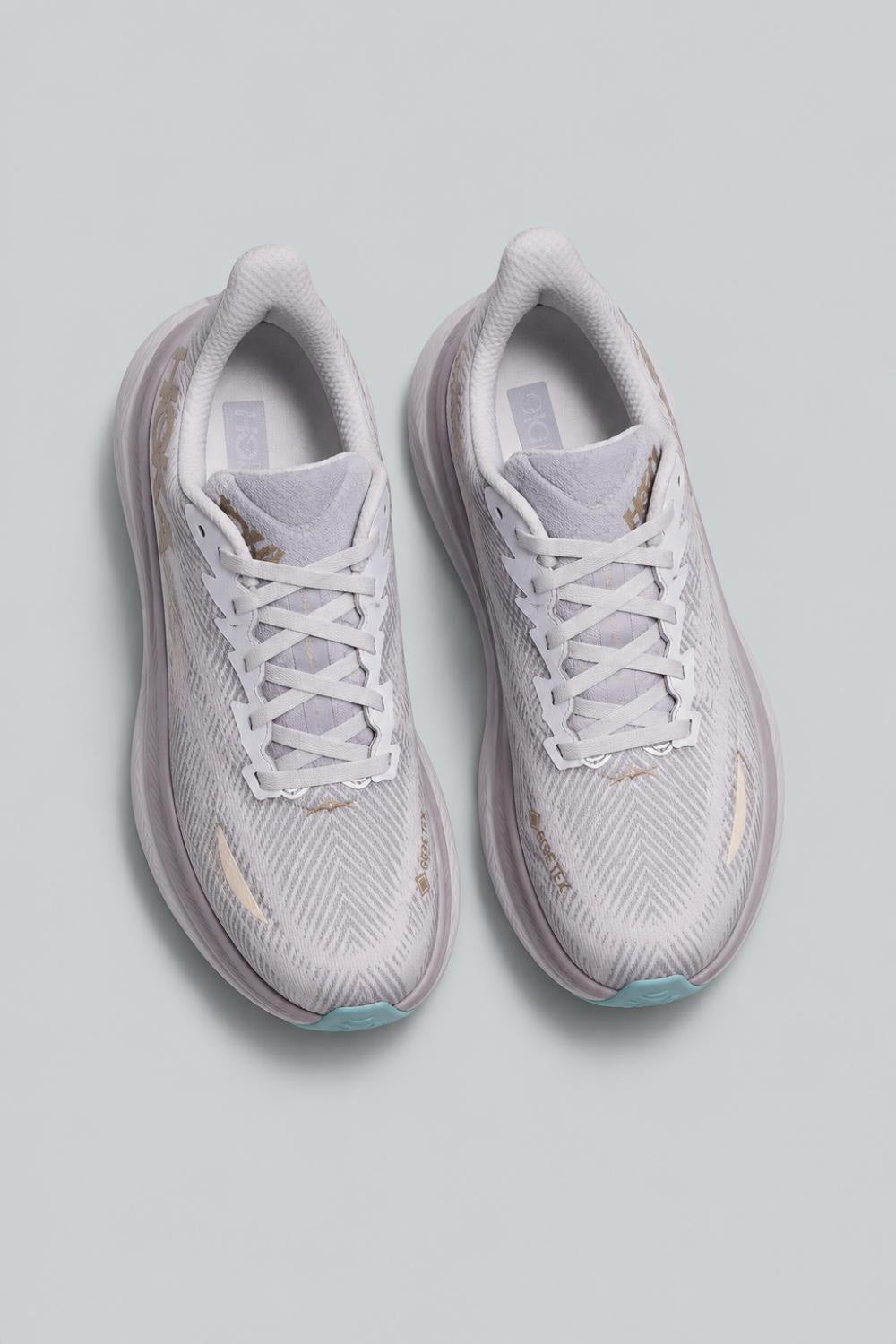 Women’s Clifton 9 Gtx Sneakers - Foggy Grey/Ash Grey - 6.5 - Sneaker