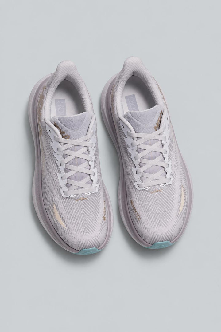 Women’s Clifton 9 Gtx Sneakers - Foggy Grey/Ash Grey - 6.5 - Sneaker