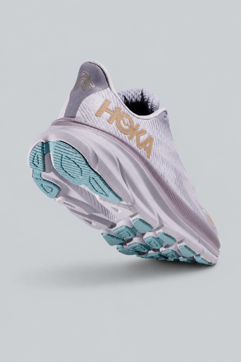 Women’s Clifton 9 Gtx Sneakers - Foggy Grey/Ash Grey - 6.5 - Sneaker