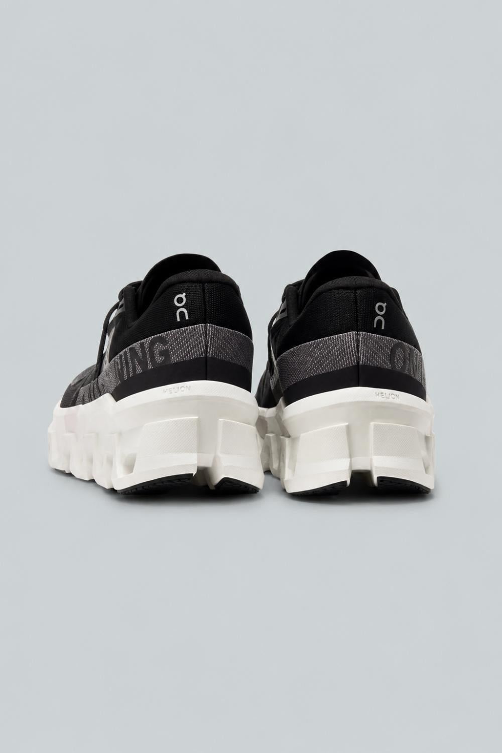 Women’s Cloudmonster 2 Running Shoes - Black - 7 - Sneaker