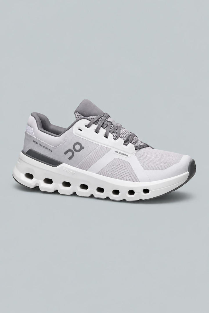 Women’s Cloudrunner 2 Trainers - White - Sneaker