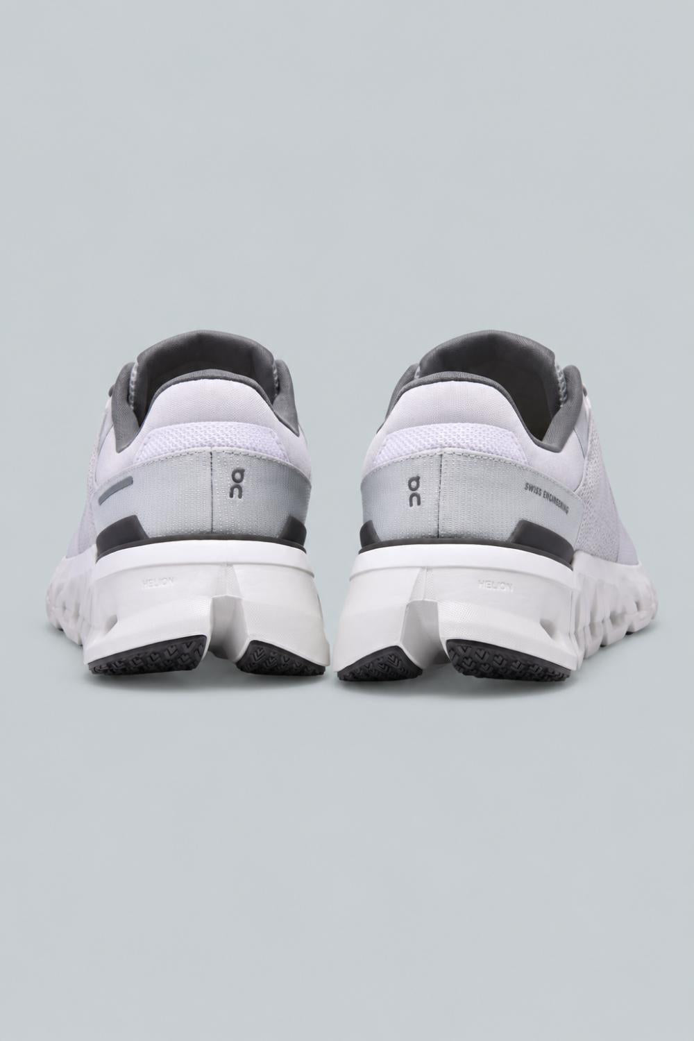 Women’s Cloudrunner 2 Trainers - White - Sneaker