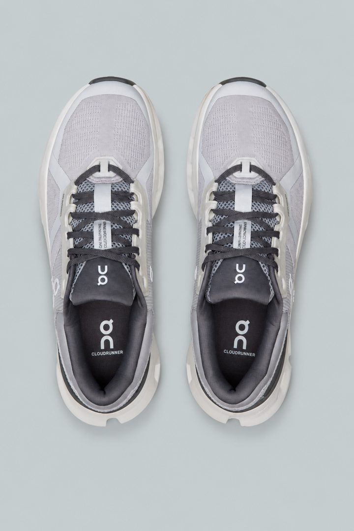 Women’s Cloudrunner 2 Trainers - White - Sneaker
