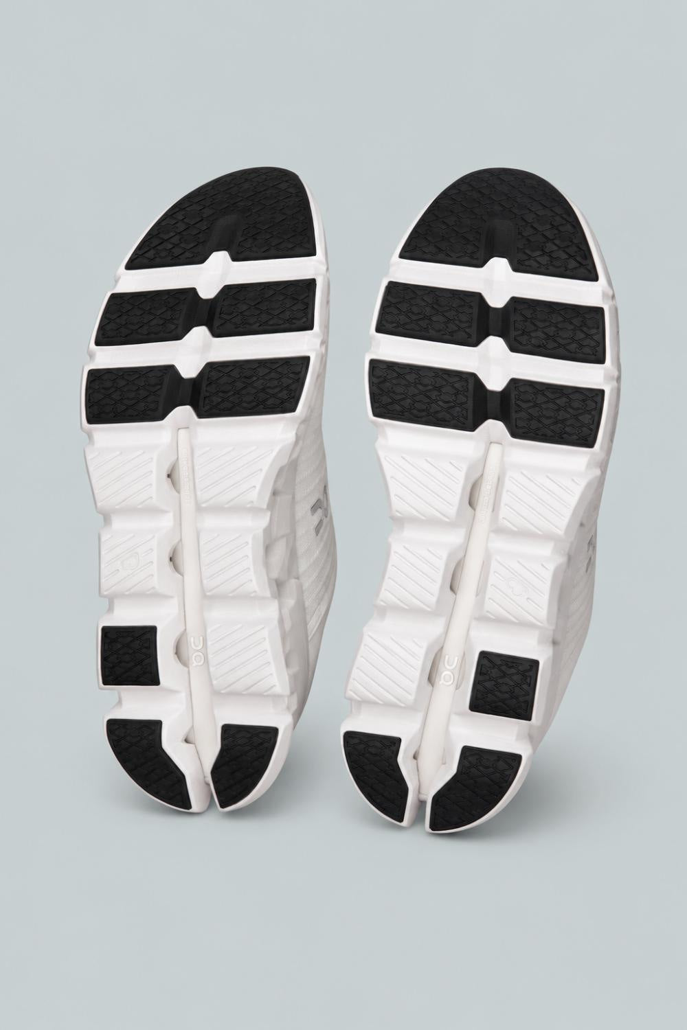 Women’s Cloudswift 4 Sneakers - White - 6 - Sneaker