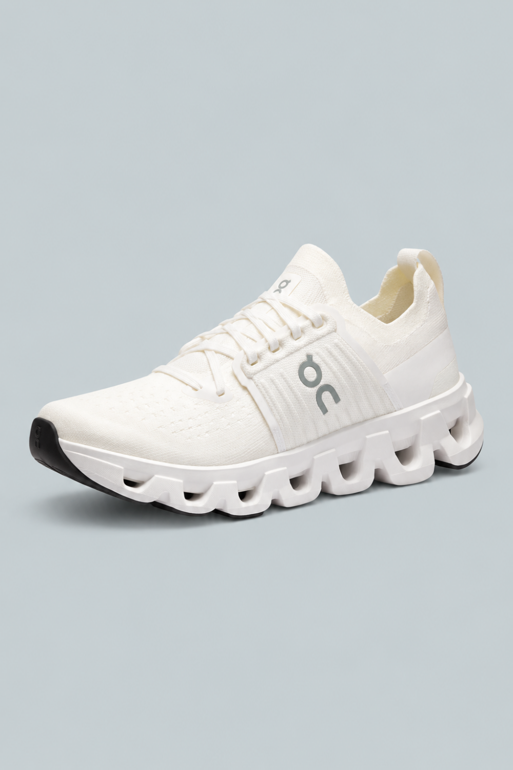 Women’s Cloudswift 4 Sneakers - White - 6 - Sneaker