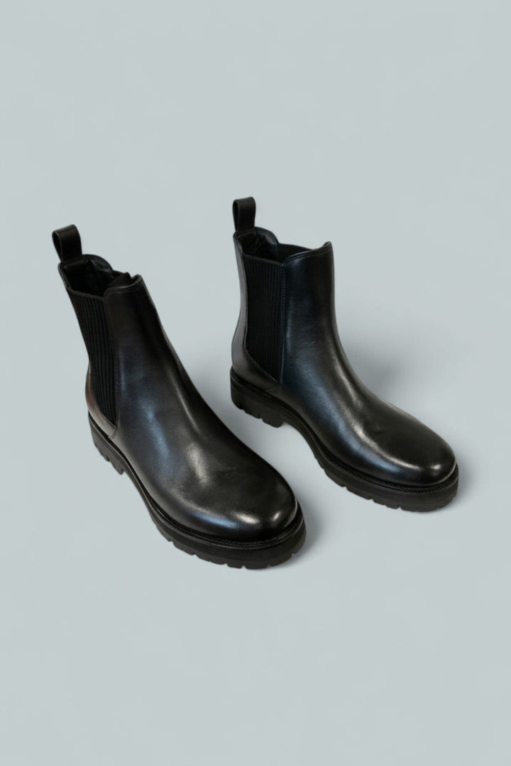 Women’s Corey Leather Chelsea Boots - Black - 11 US / 41 EU - Boots