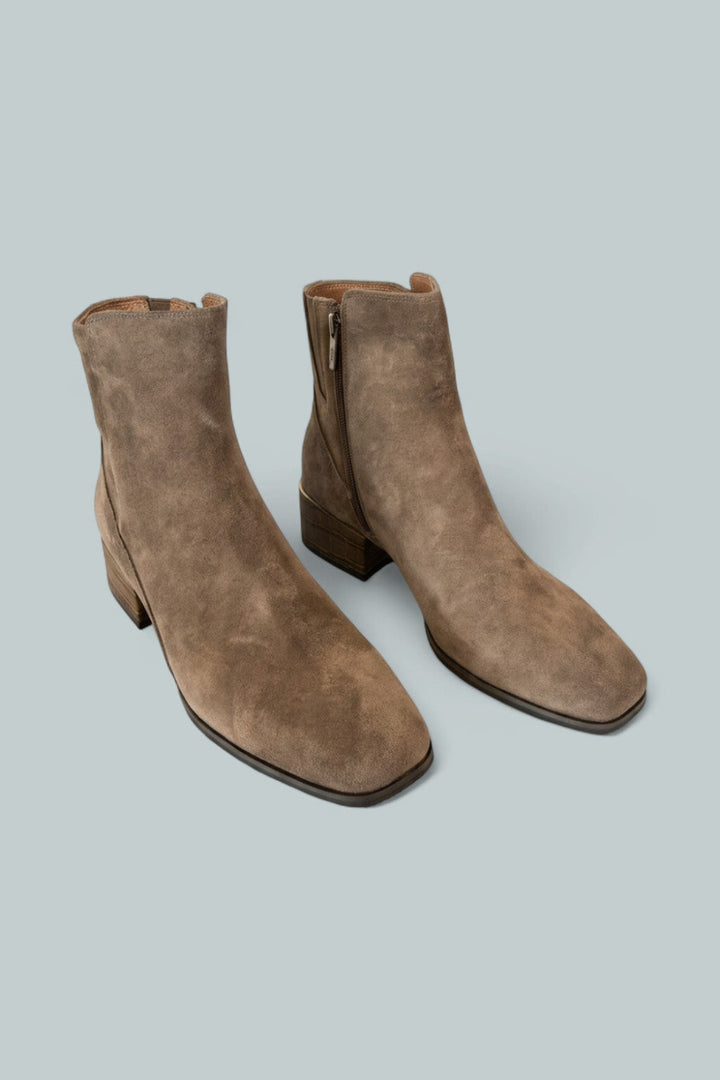 Women’s Croc Embossed Trim Block Heel Booties - Bark - 10 - Bootie