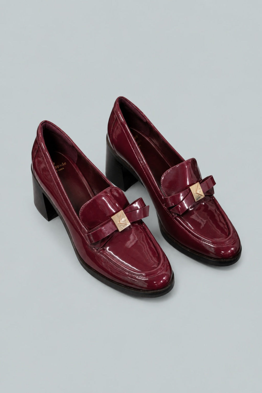 Women’s Deco Bow Loafer Pumps - Dark Merlot - 9.5 - Loafers